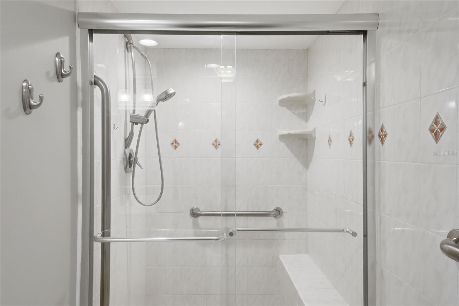 OCEANS CLOVERLEAF NORTH - Residential