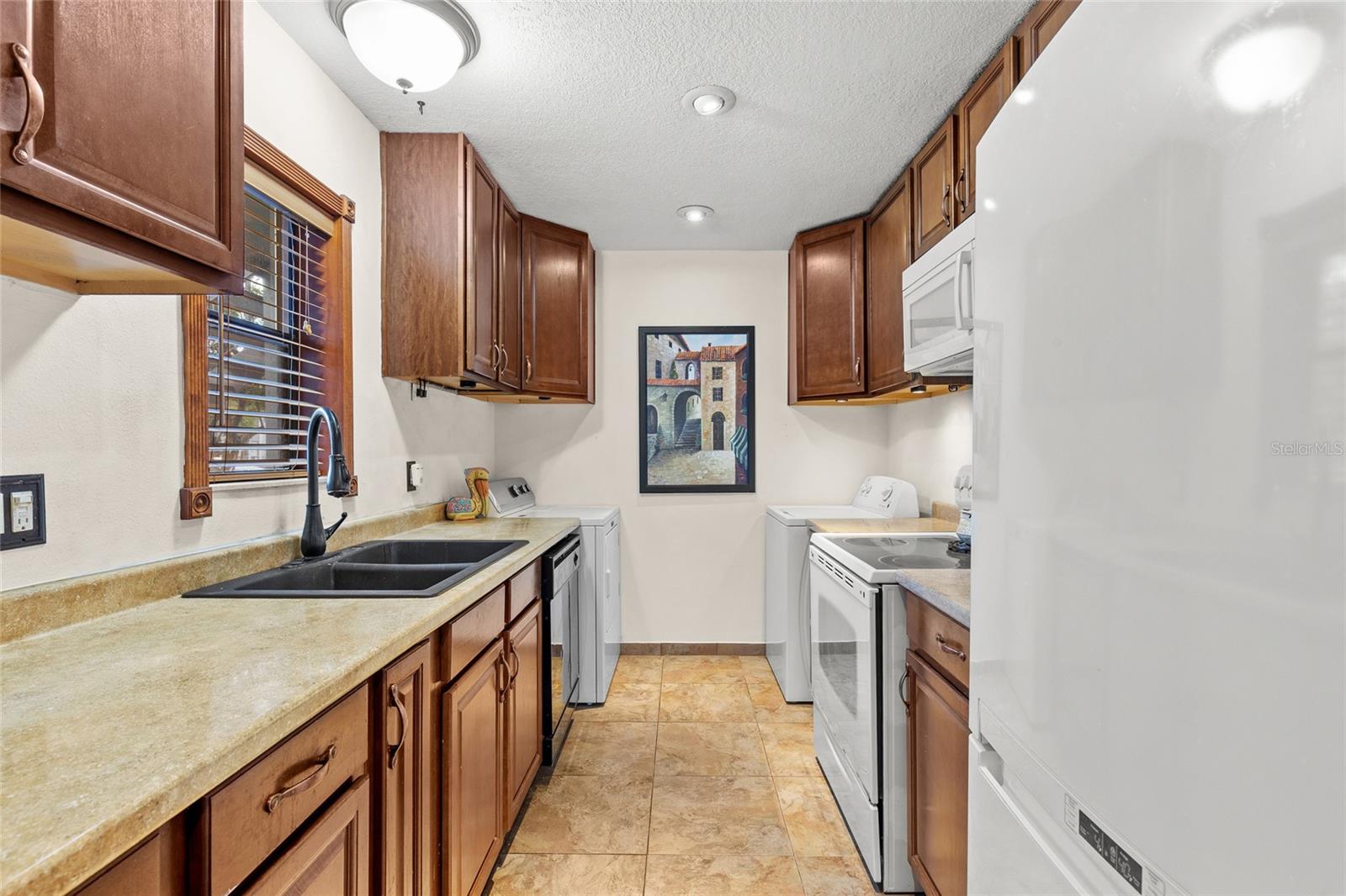 4340 AQUA VISTA DRIVE A