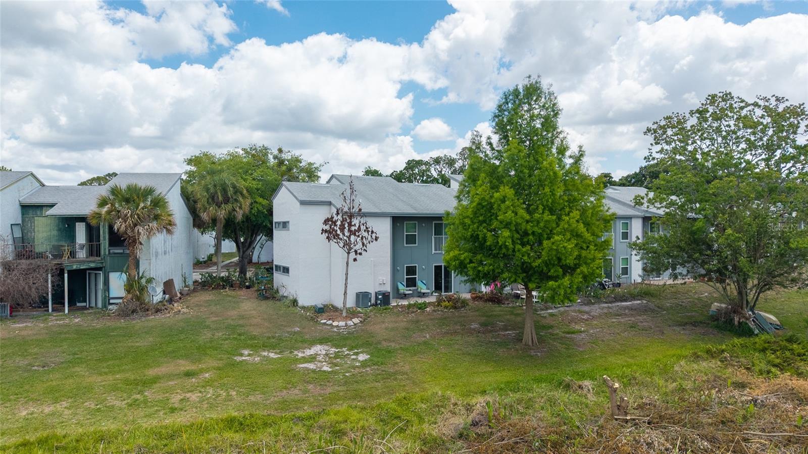 LEMON TREE CONDO SEC 01 - Residential