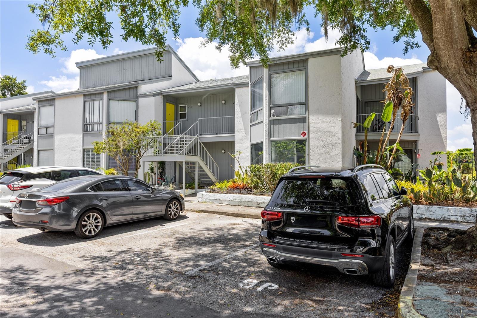 LEMON TREE CONDO SEC 01 - Residential