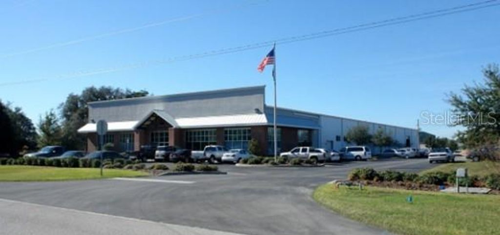 Photo of 1300 SW 42nd Avenue, Ocala, FL 34474 (MLS # OM719082)