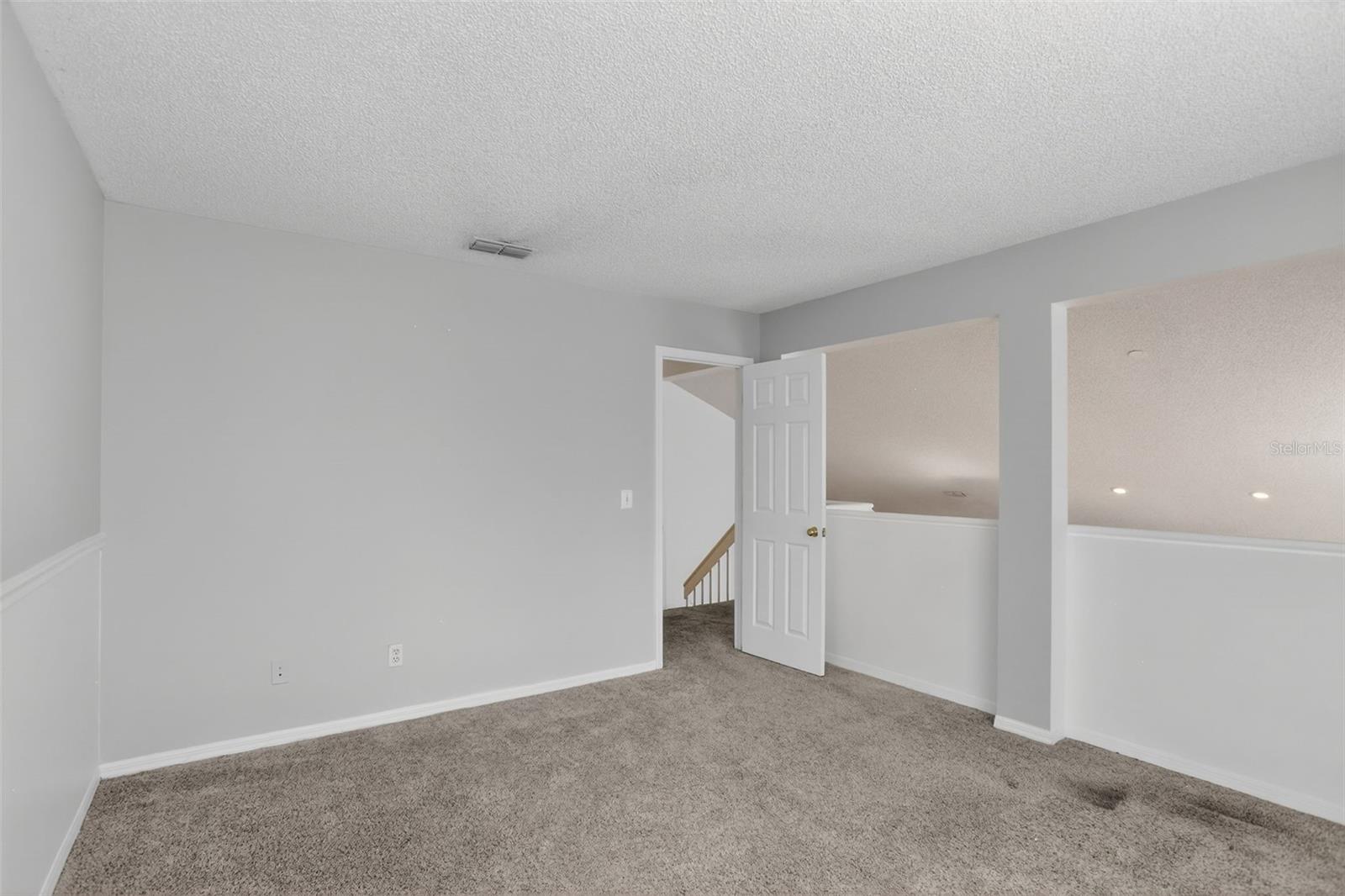 HUNTERS CREEK TR 115 PH 01 - Residential