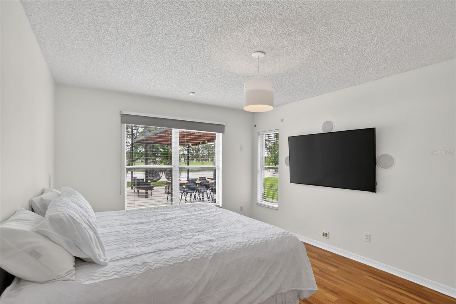 HUNTERS CREEK TR 115 PH 01 - Residential