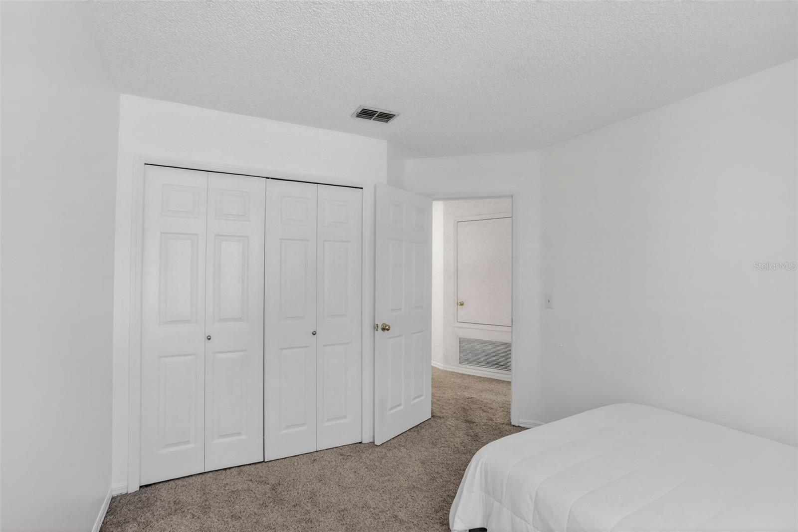 HUNTERS CREEK TR 115 PH 01 - Residential