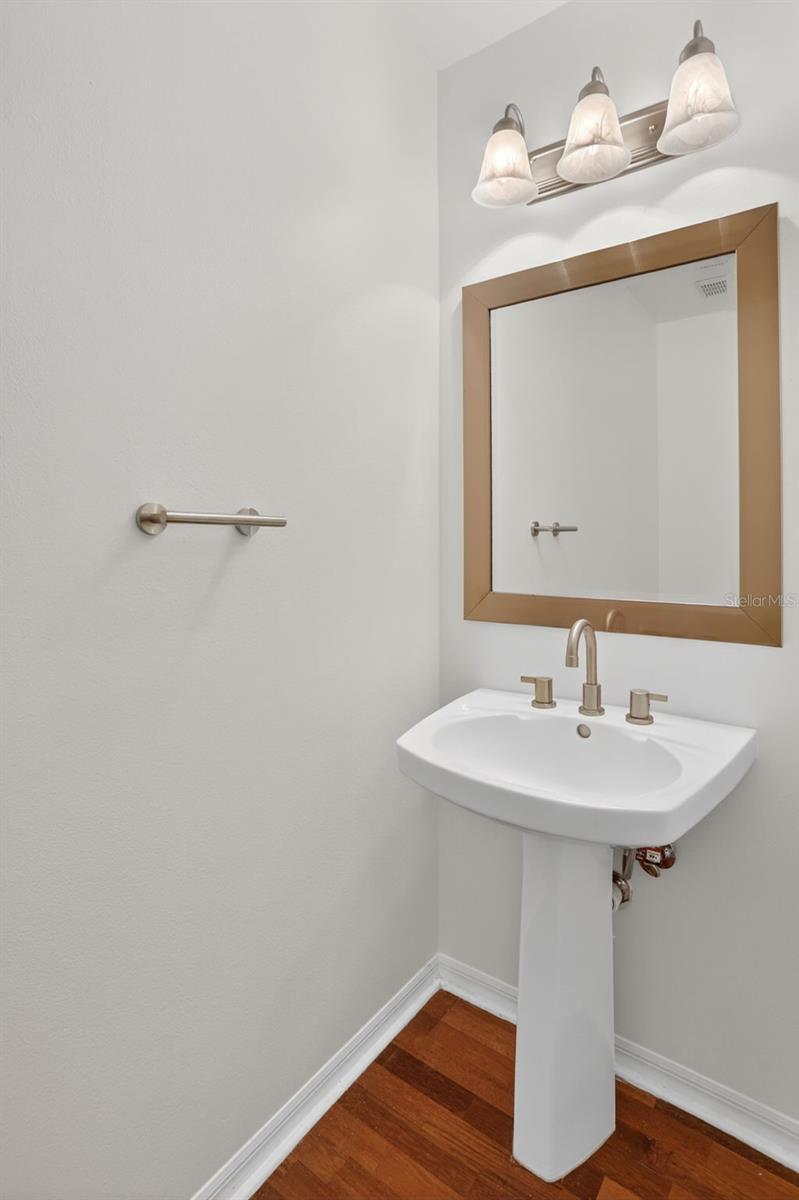 HUNTERS CREEK TR 115 PH 01 - Residential