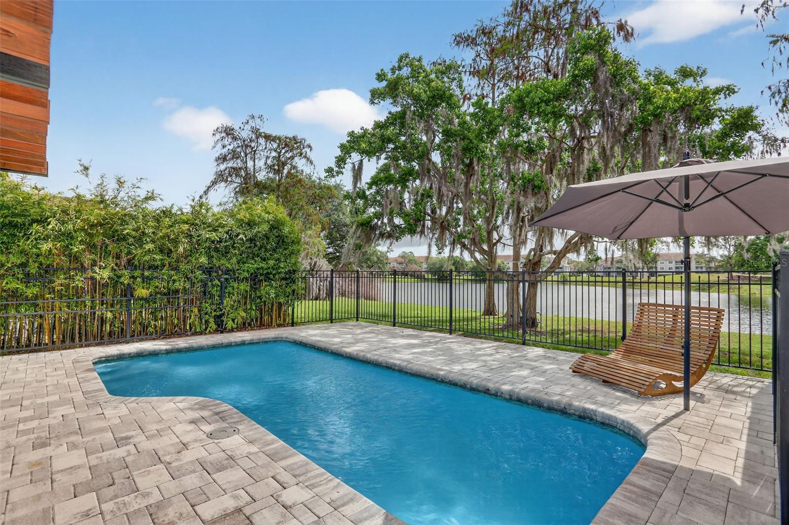 HUNTERS CREEK TR 115 PH 01 - Residential