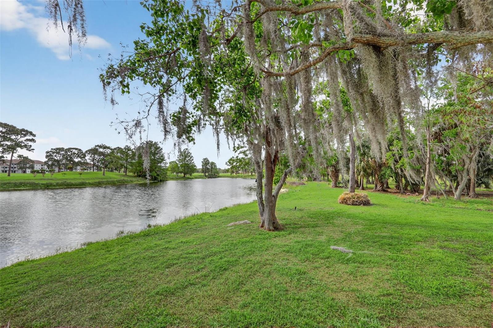 HUNTERS CREEK TR 115 PH 01 - Residential