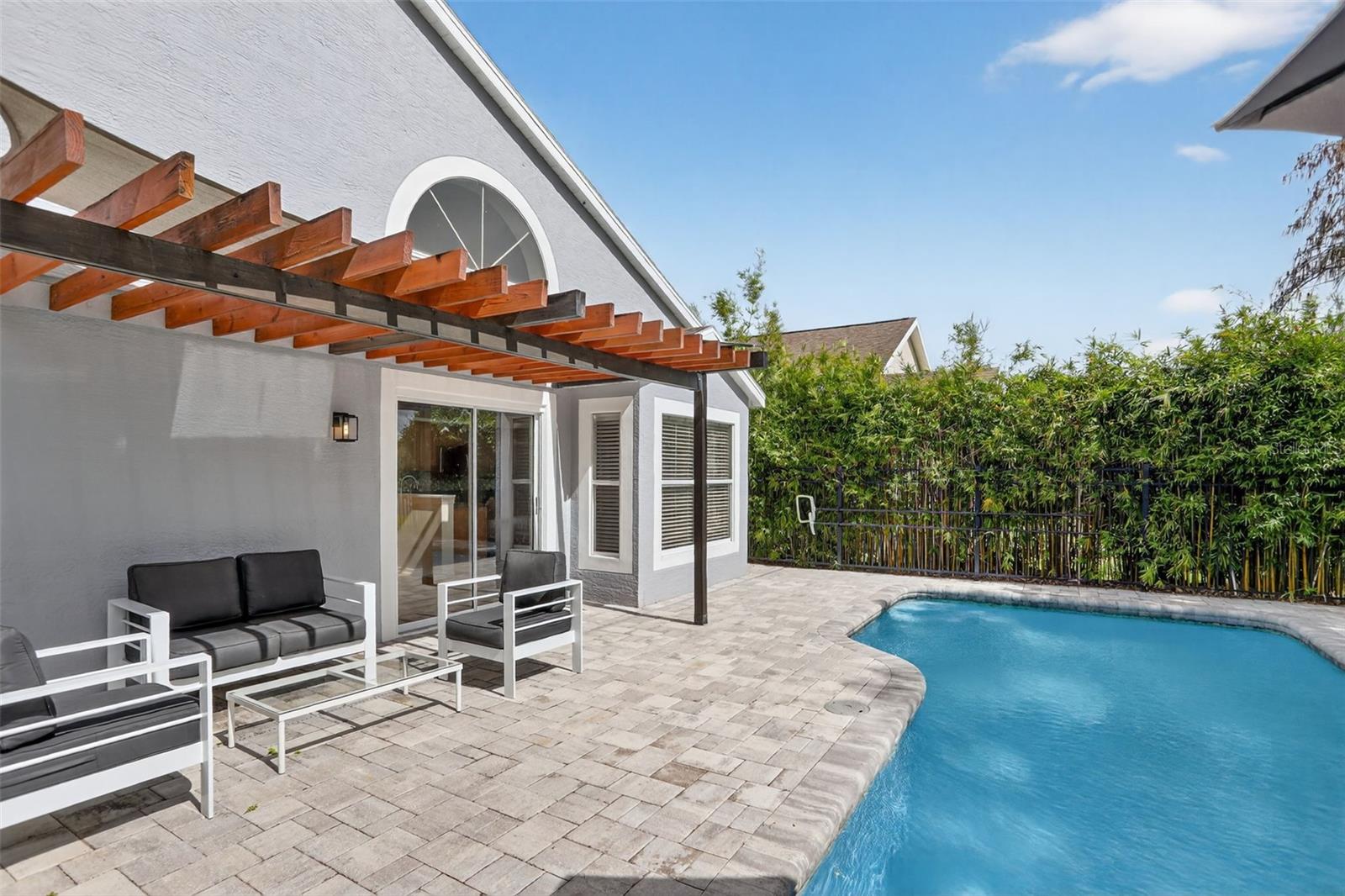 HUNTERS CREEK TR 115 PH 01 - Residential