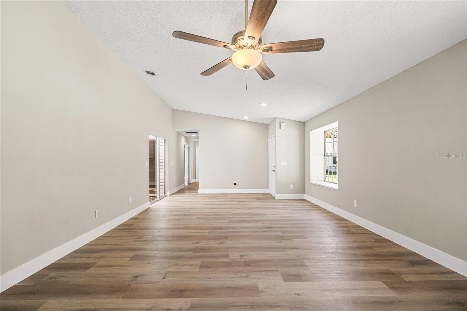 DANBURY MILL UNIT 3A - Residential Lease