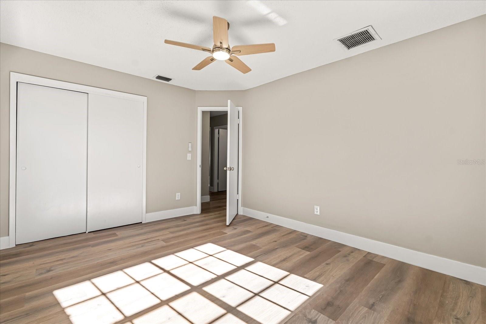 DANBURY MILL UNIT 3A - Residential Lease