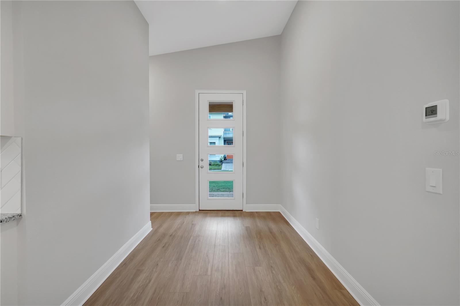 LAUREATE PARK - Residential Lease