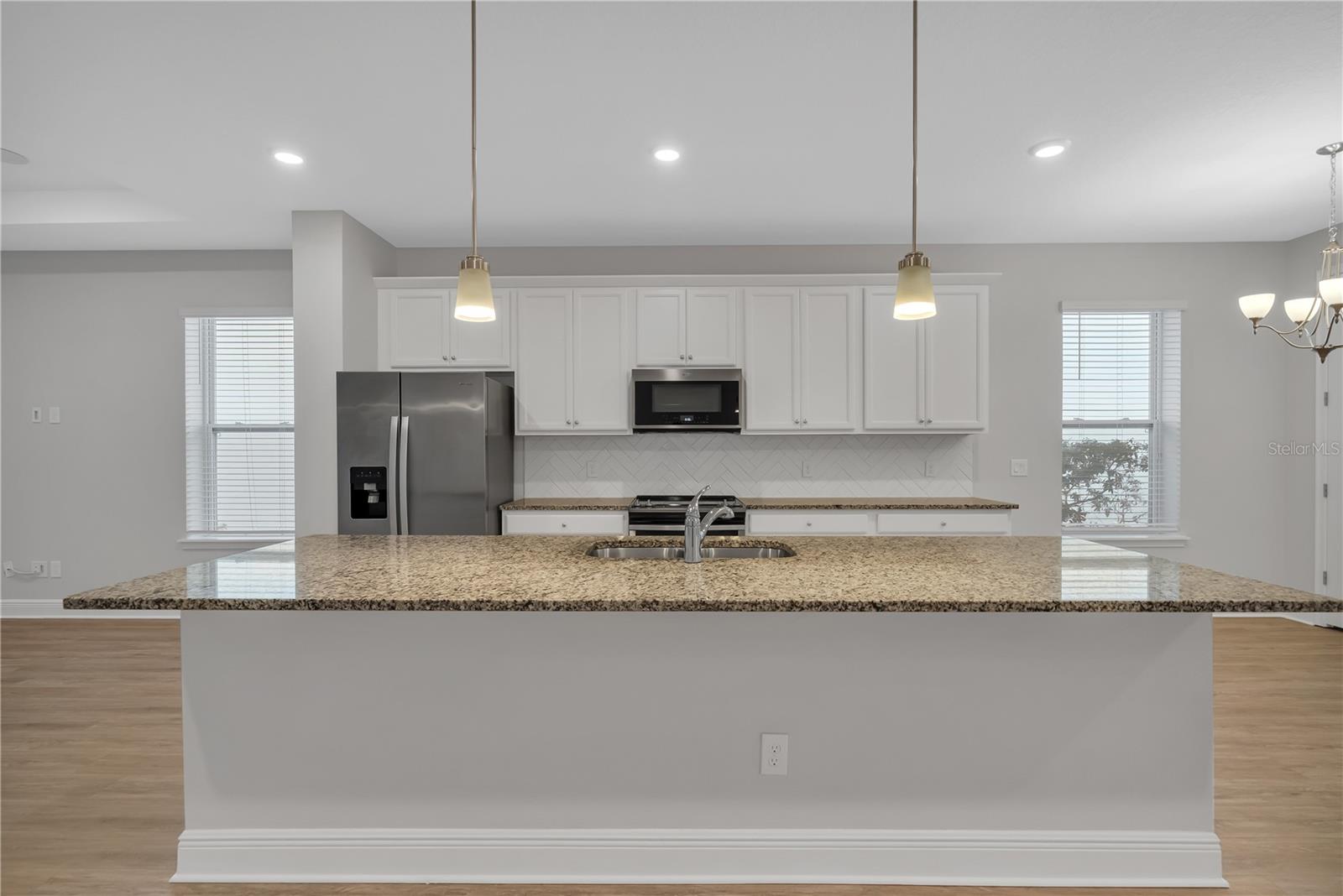 LAUREATE PARK - Residential Lease