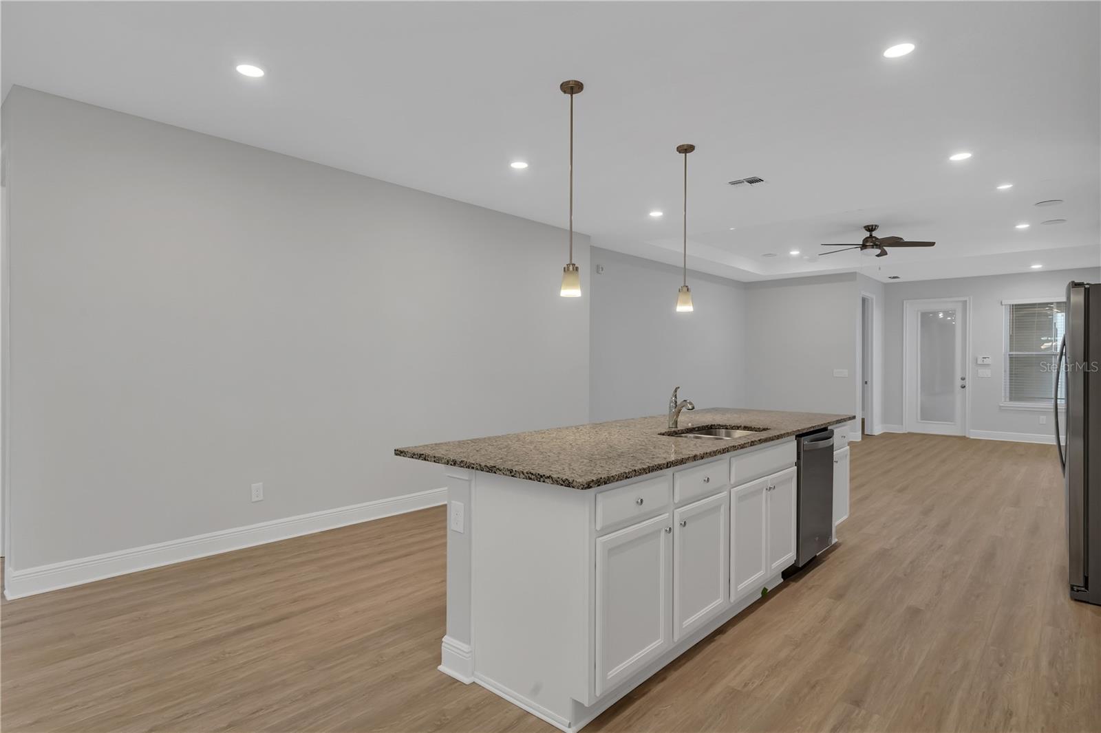 LAUREATE PARK - Residential Lease