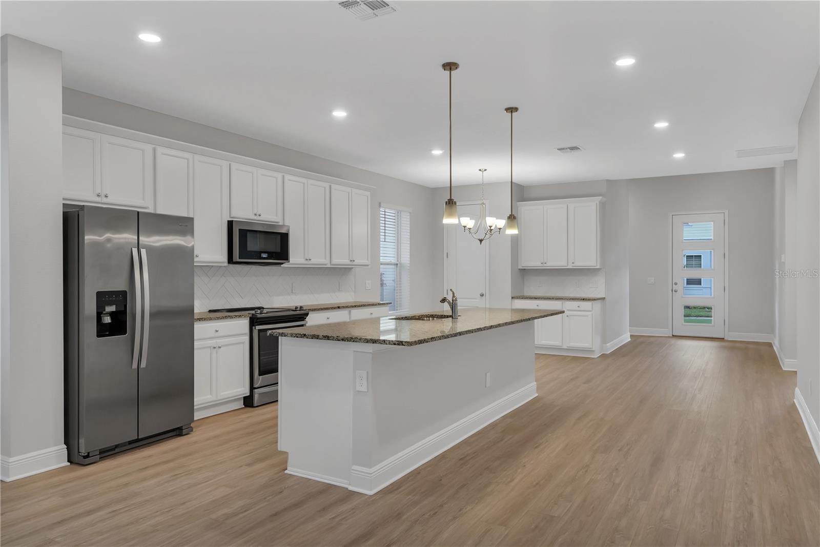 LAUREATE PARK - Residential Lease