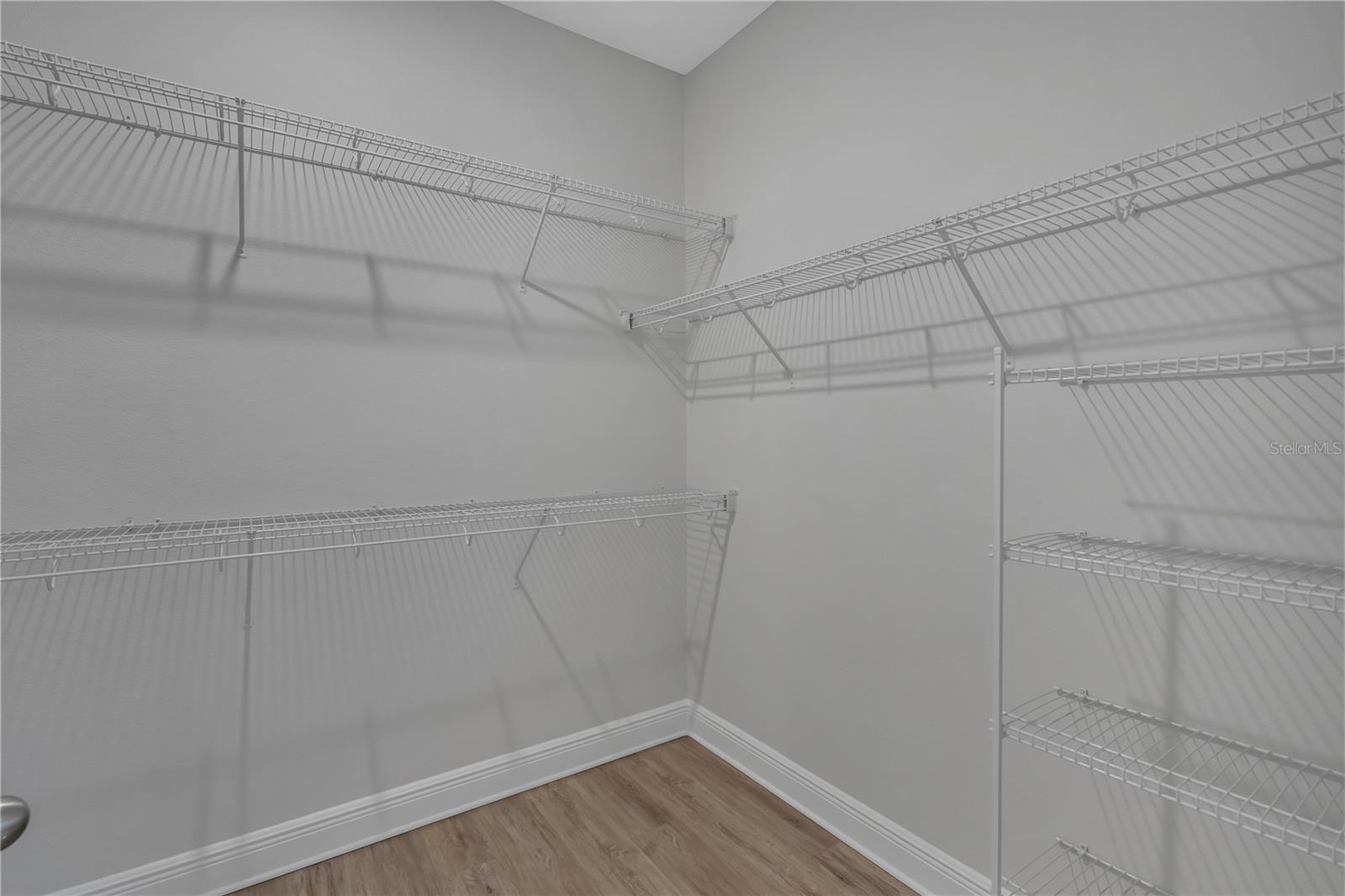 LAUREATE PARK - Residential Lease