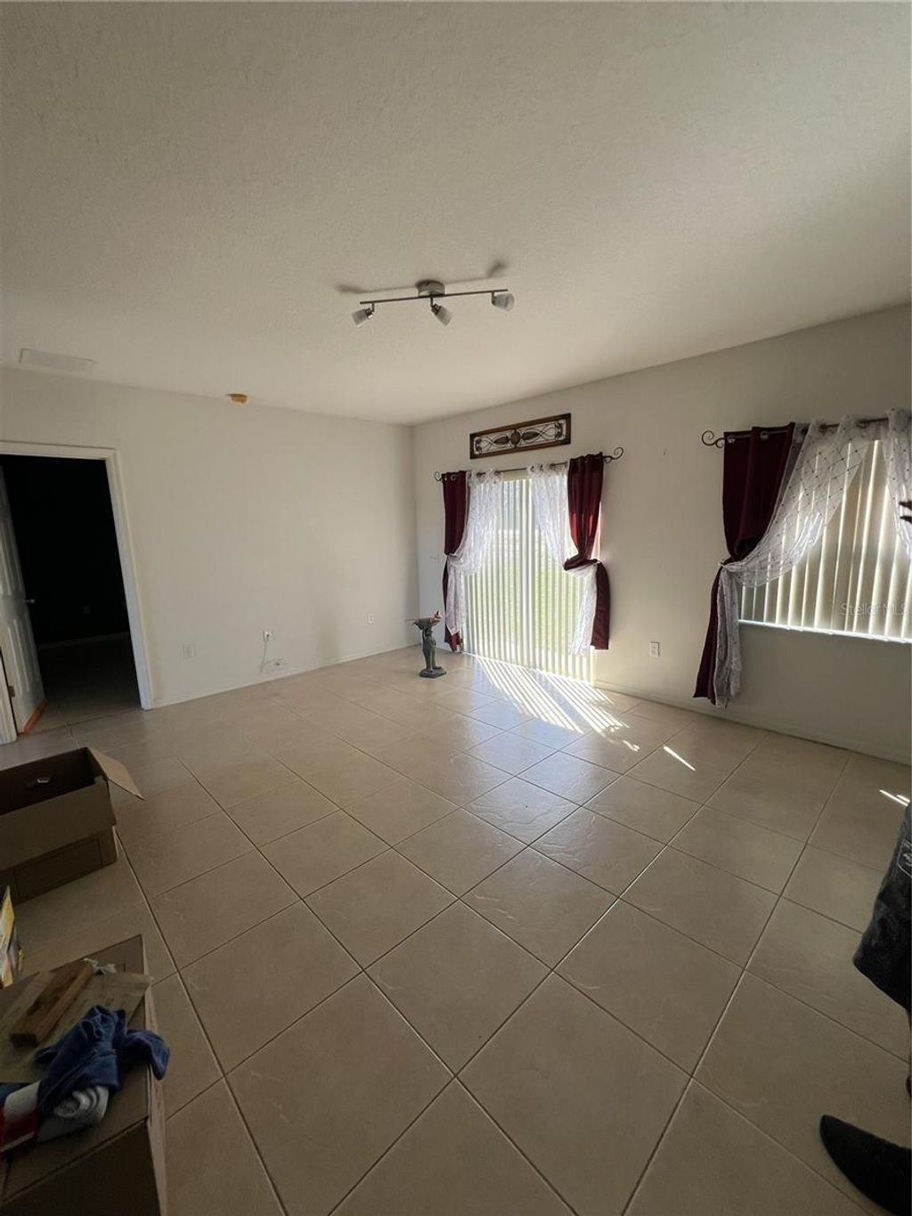Photo of 735 Colville Place, Kissimmee, FL 34759 (MLS # S5150013)