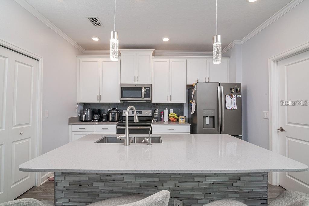 STOREY PK-PCL L PH 2 - Residential Lease