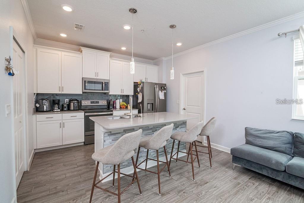 STOREY PK-PCL L PH 2 - Residential Lease