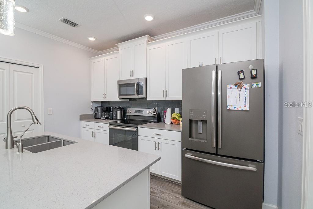 STOREY PK-PCL L PH 2 - Residential Lease