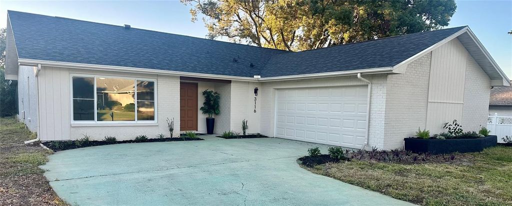 Photo of 3116 Brunswick Circle, Palm Harbor, FL 34684 (MLS # TB8445508)