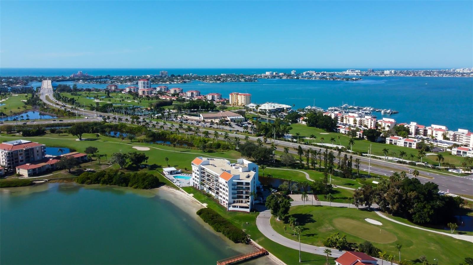 VISTA DE ORA PLAYA ESCONDIDA - Residential