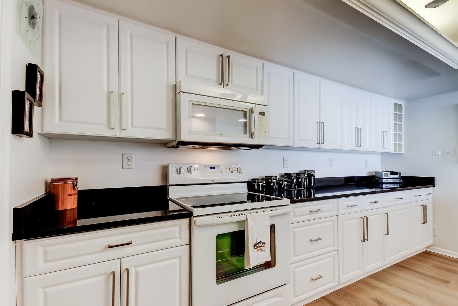 VISTA DE ORA PLAYA ESCONDIDA - Residential