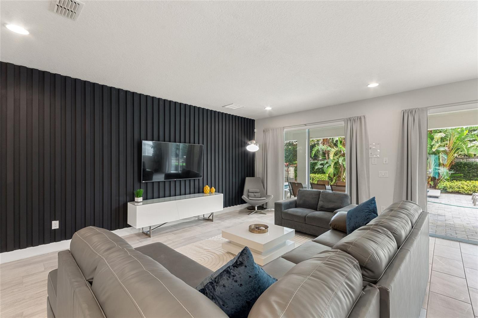 7649 WILMINGTON LOOP