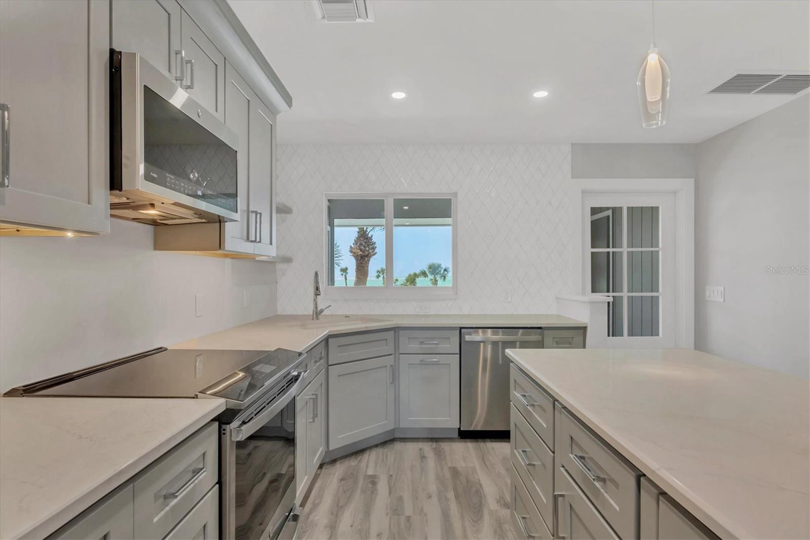 BOCA GRANDE NORTH - Residential
