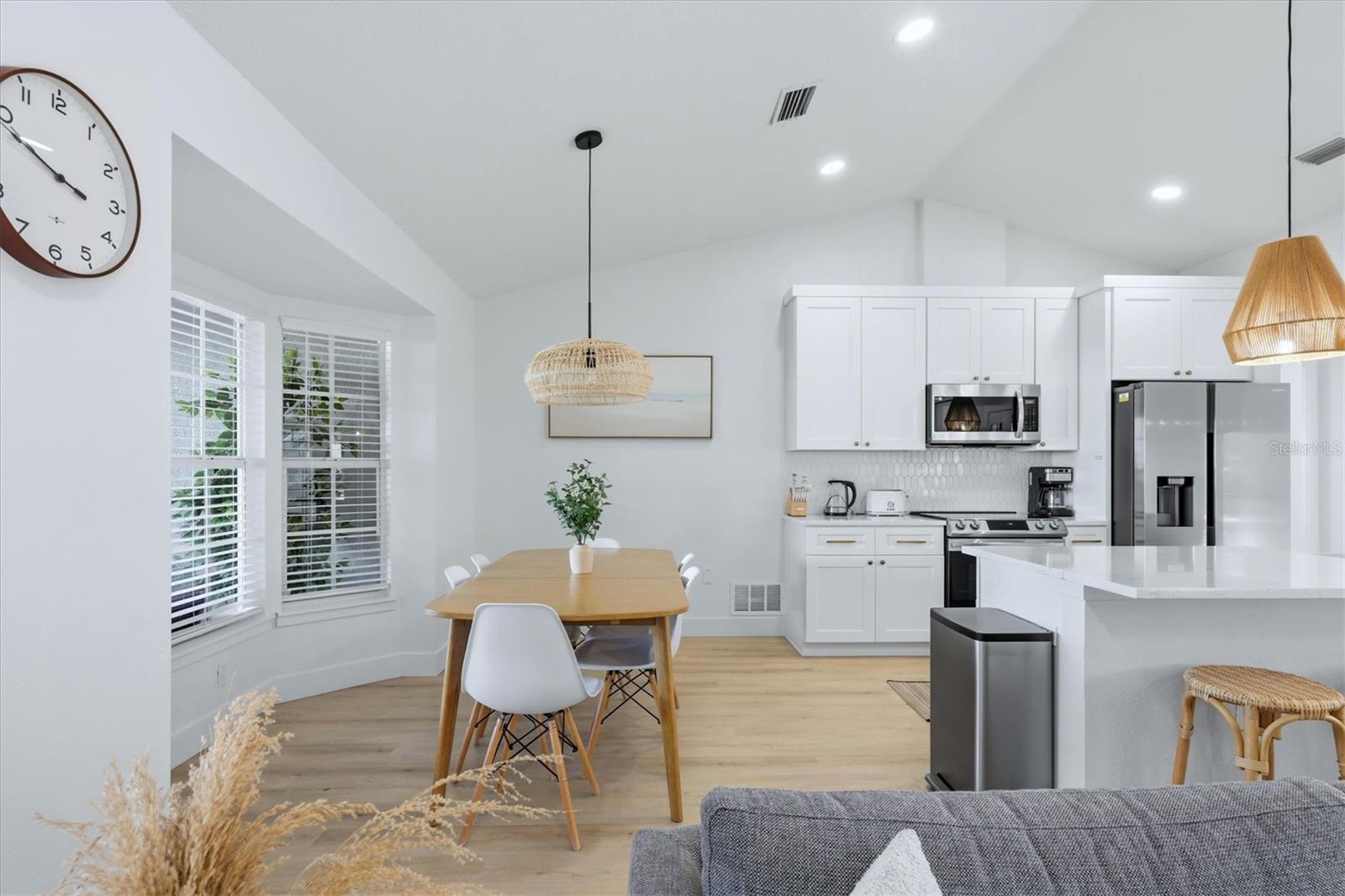 SOUTH VENICE - Residential