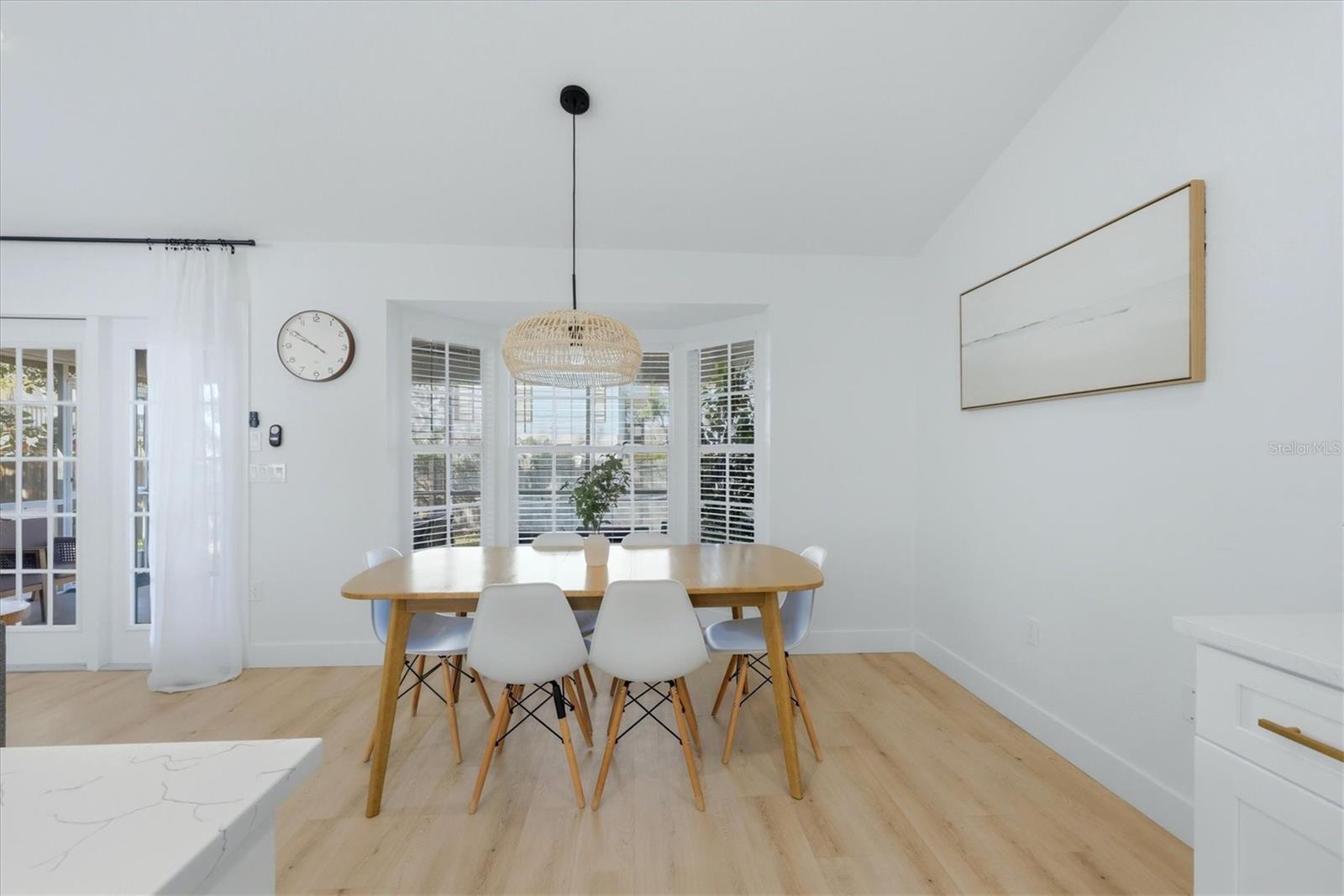 SOUTH VENICE - Residential