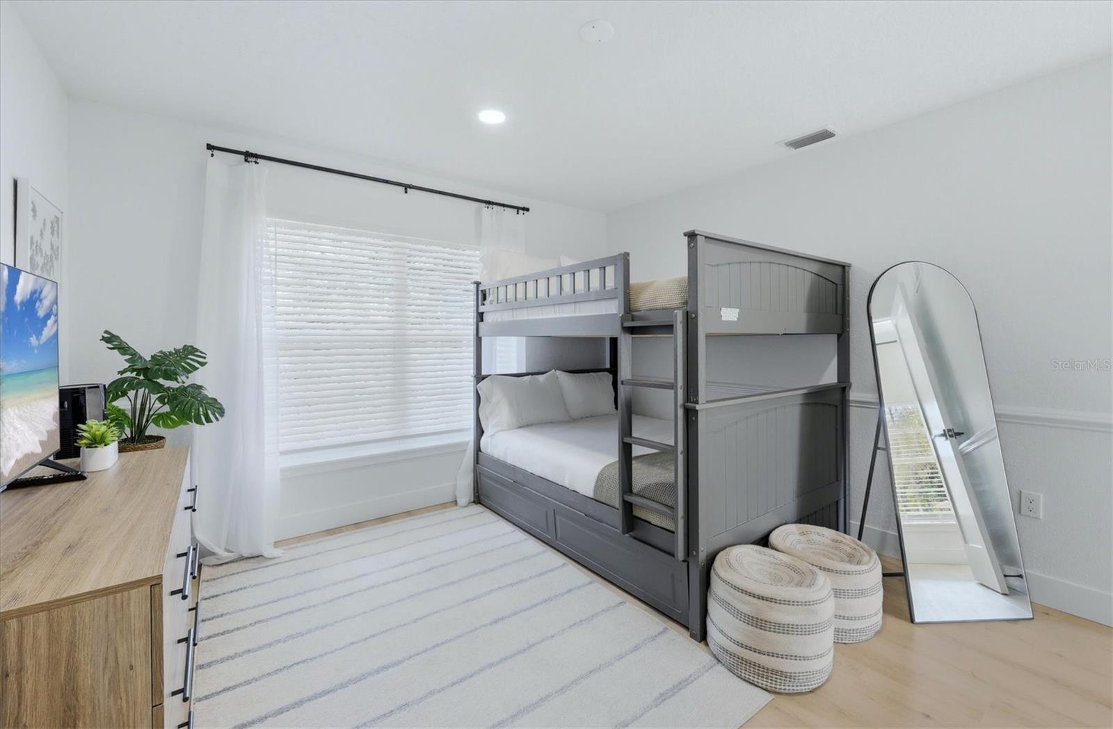 SOUTH VENICE - Residential