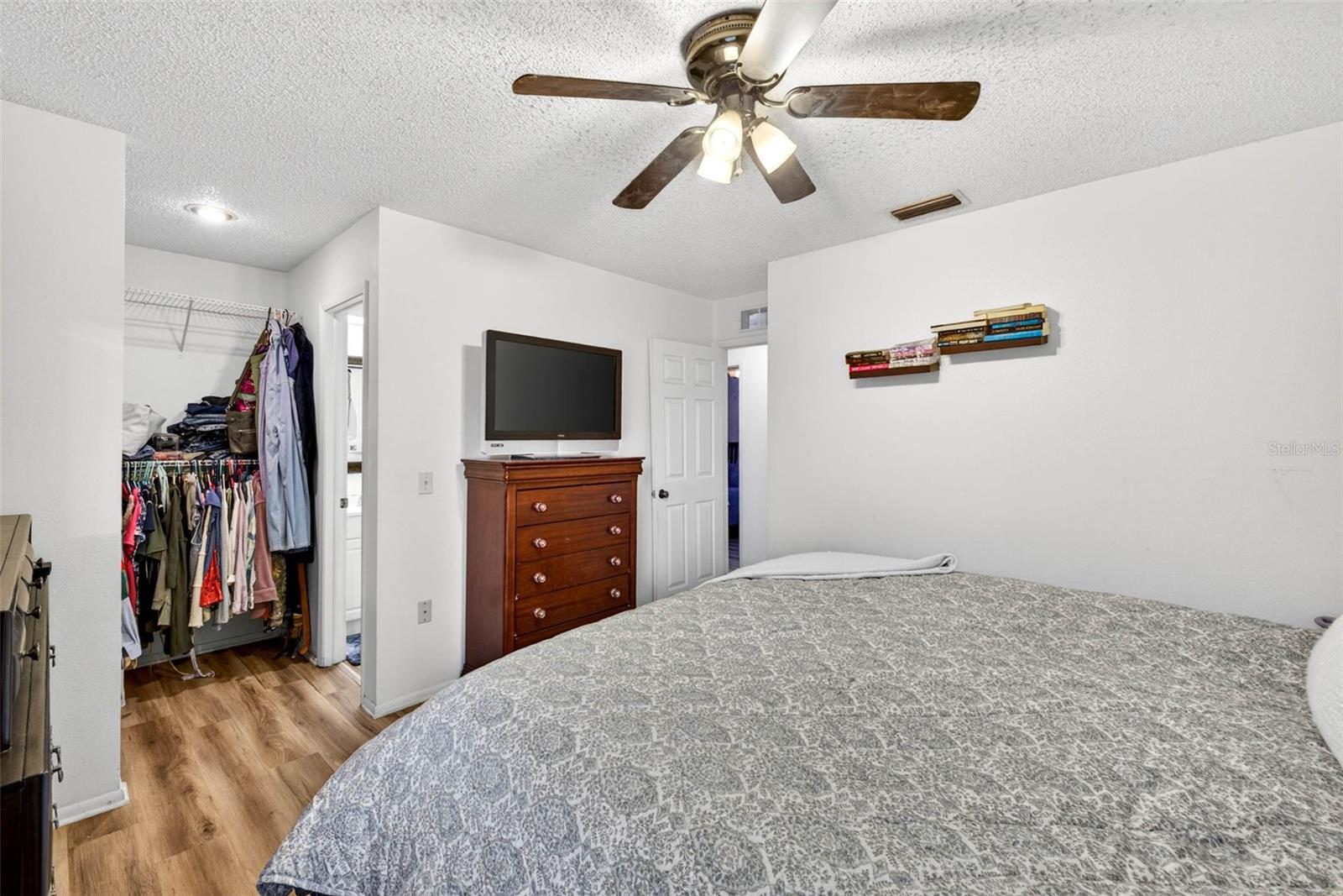 WOODWARD VILLAGE - Residential