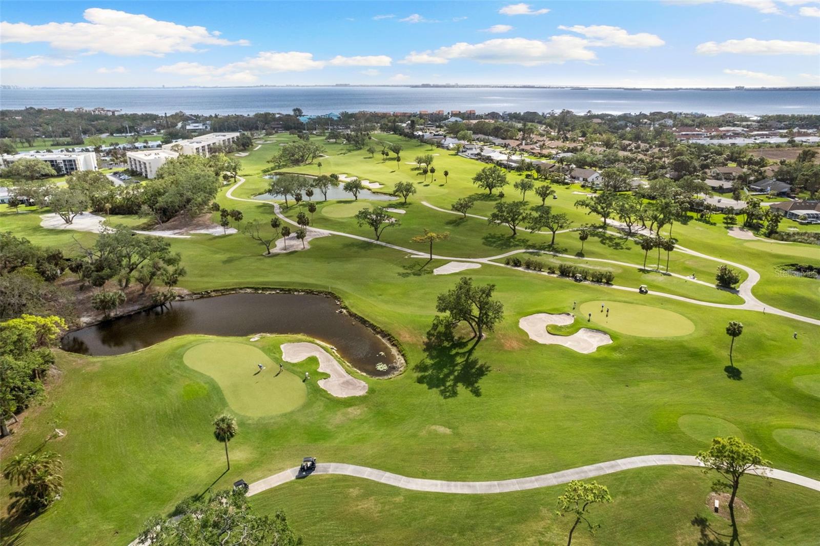 EL CONQUISTADOR VILLAGE II A - Residential