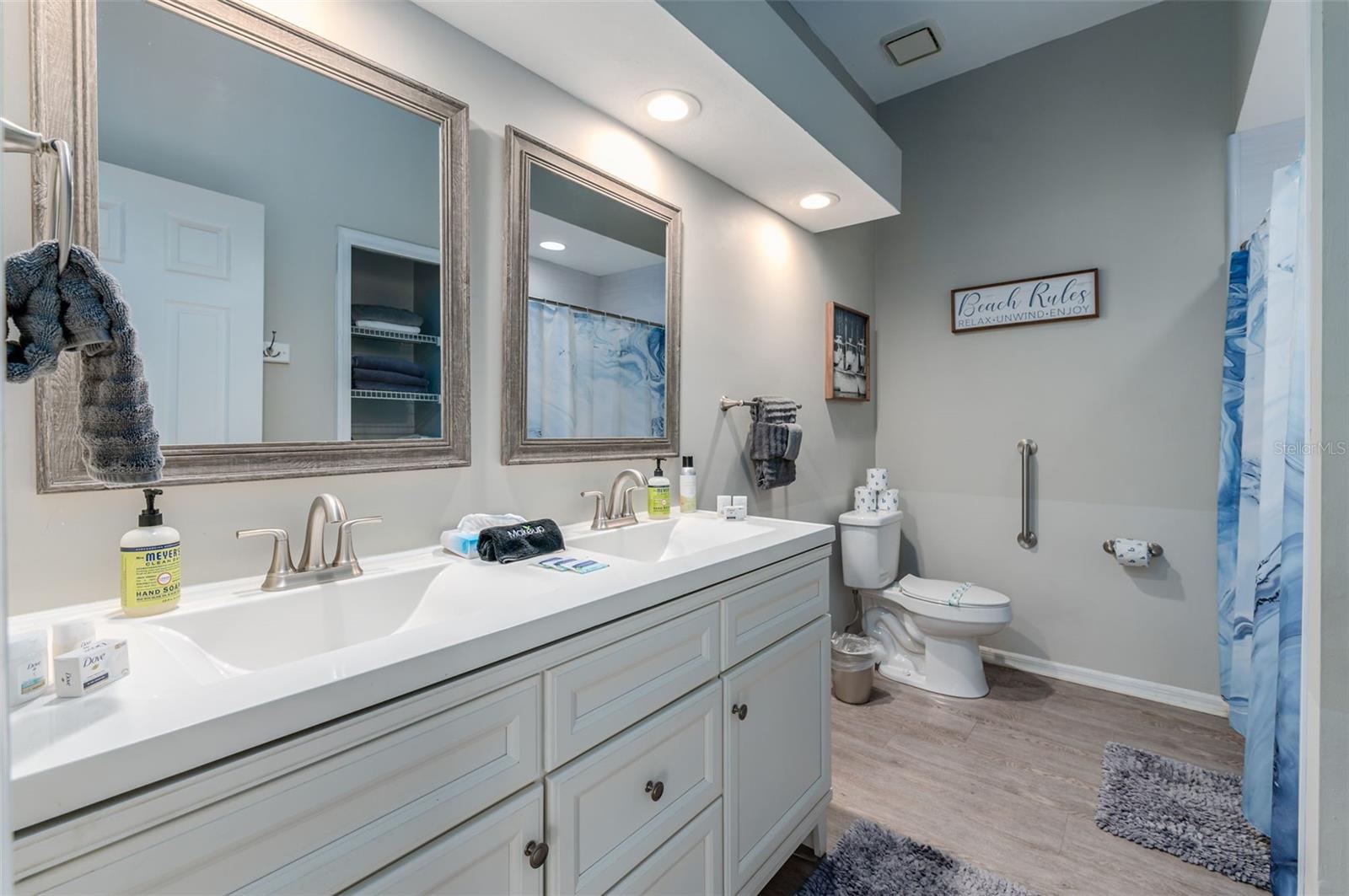 EL CONQUISTADOR VILLAGE II A - Residential