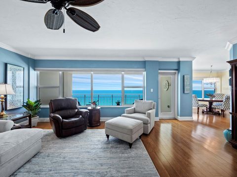 A home in LONGBOAT KEY