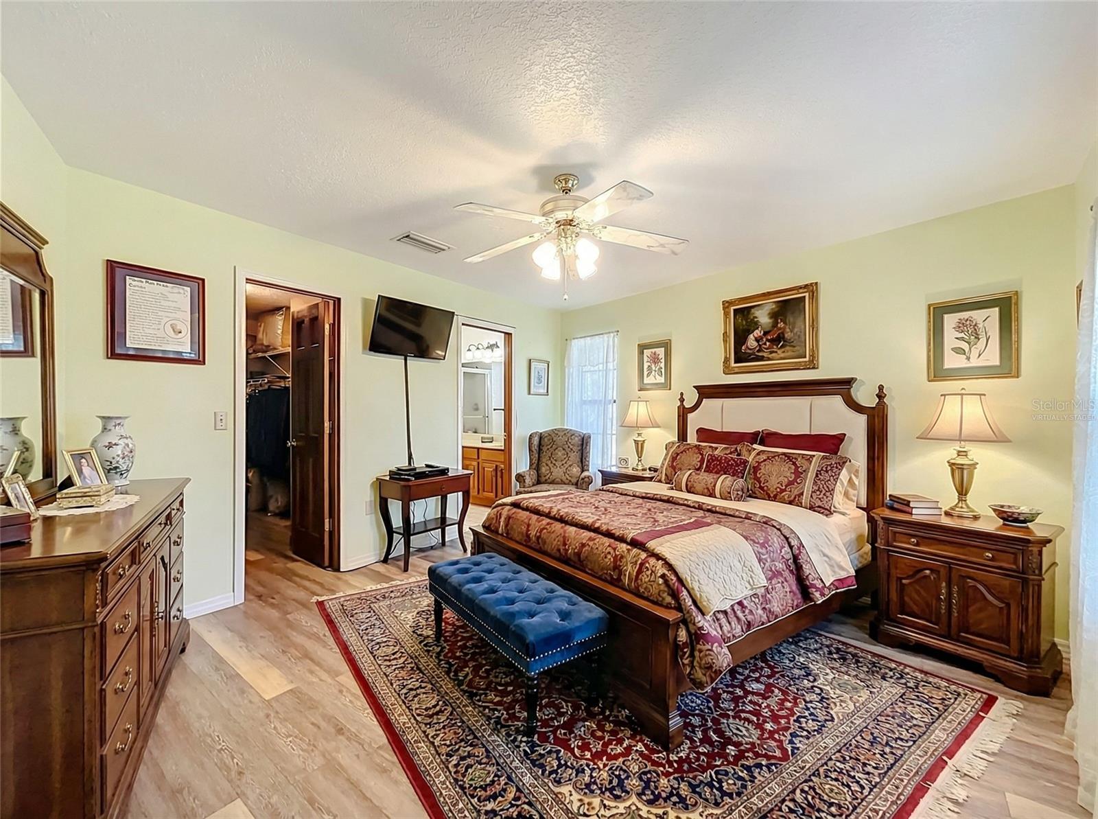 VALENCIA TERRACE - Residential