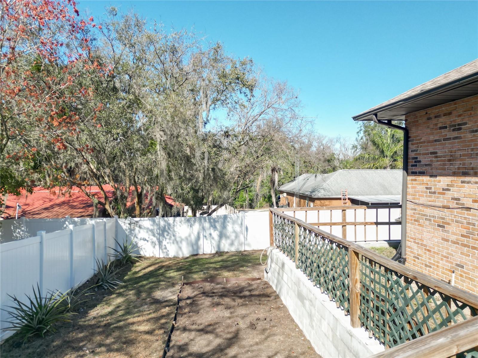 VALENCIA TERRACE - Residential