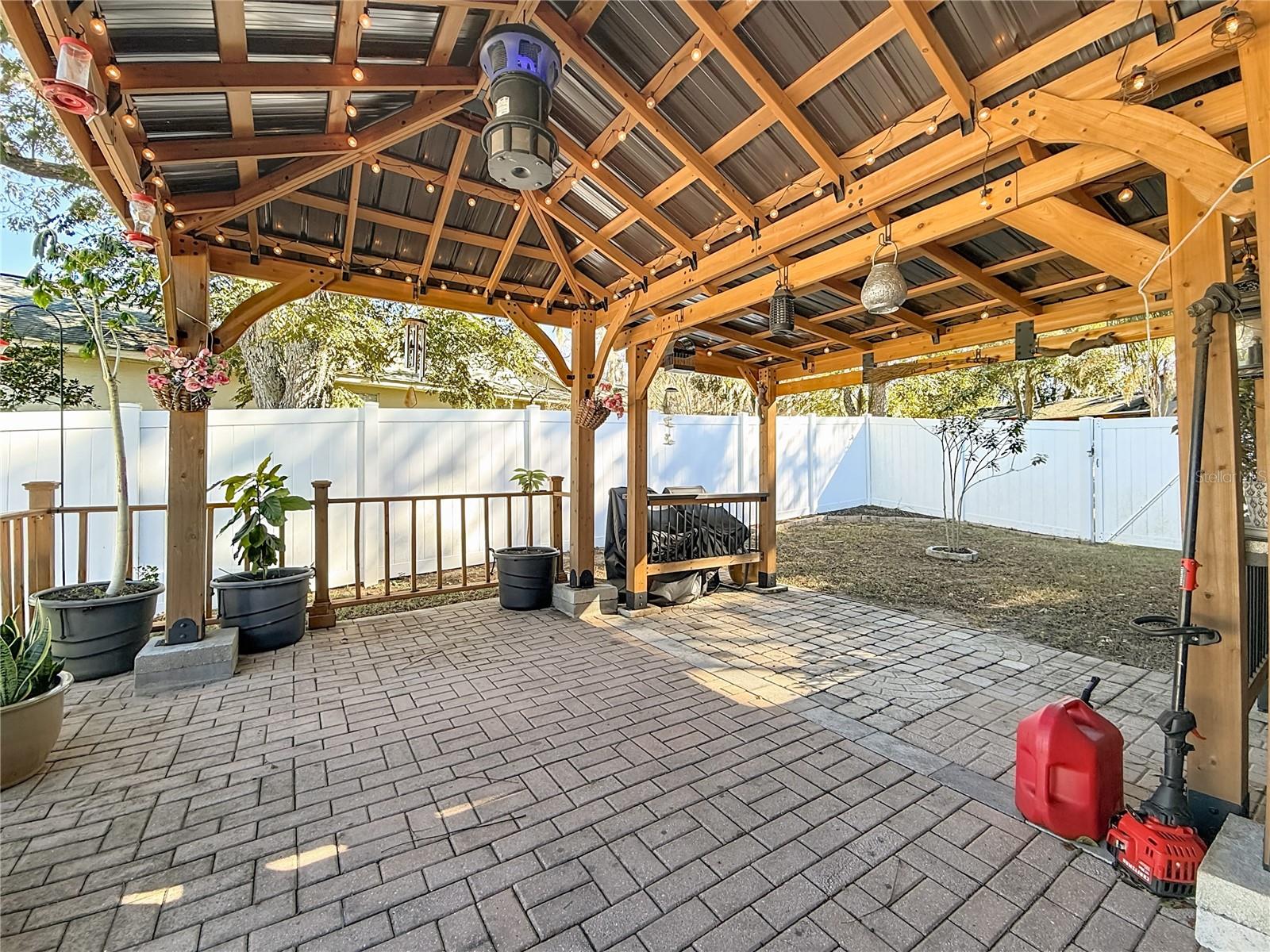 VALENCIA TERRACE - Residential