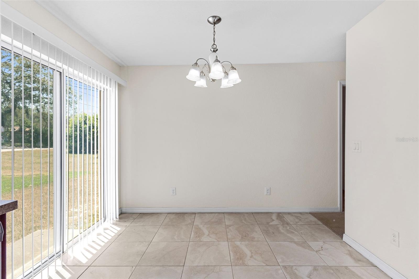 11 W BAY STREET