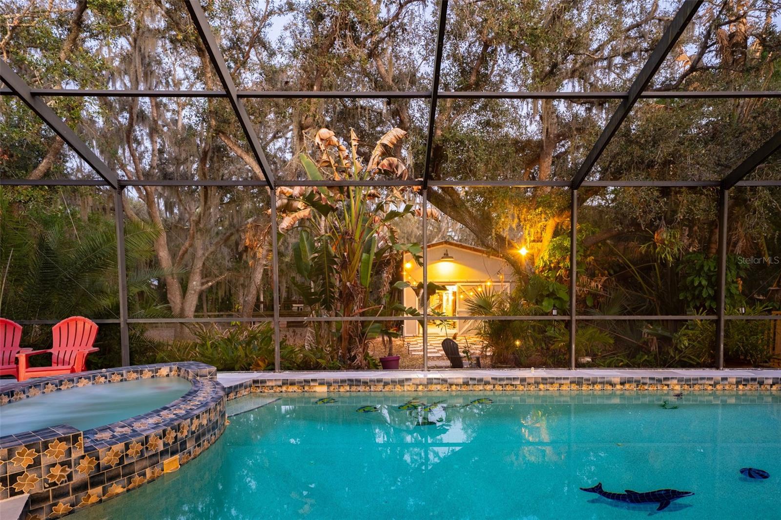 SADDLE CREEK - Residential