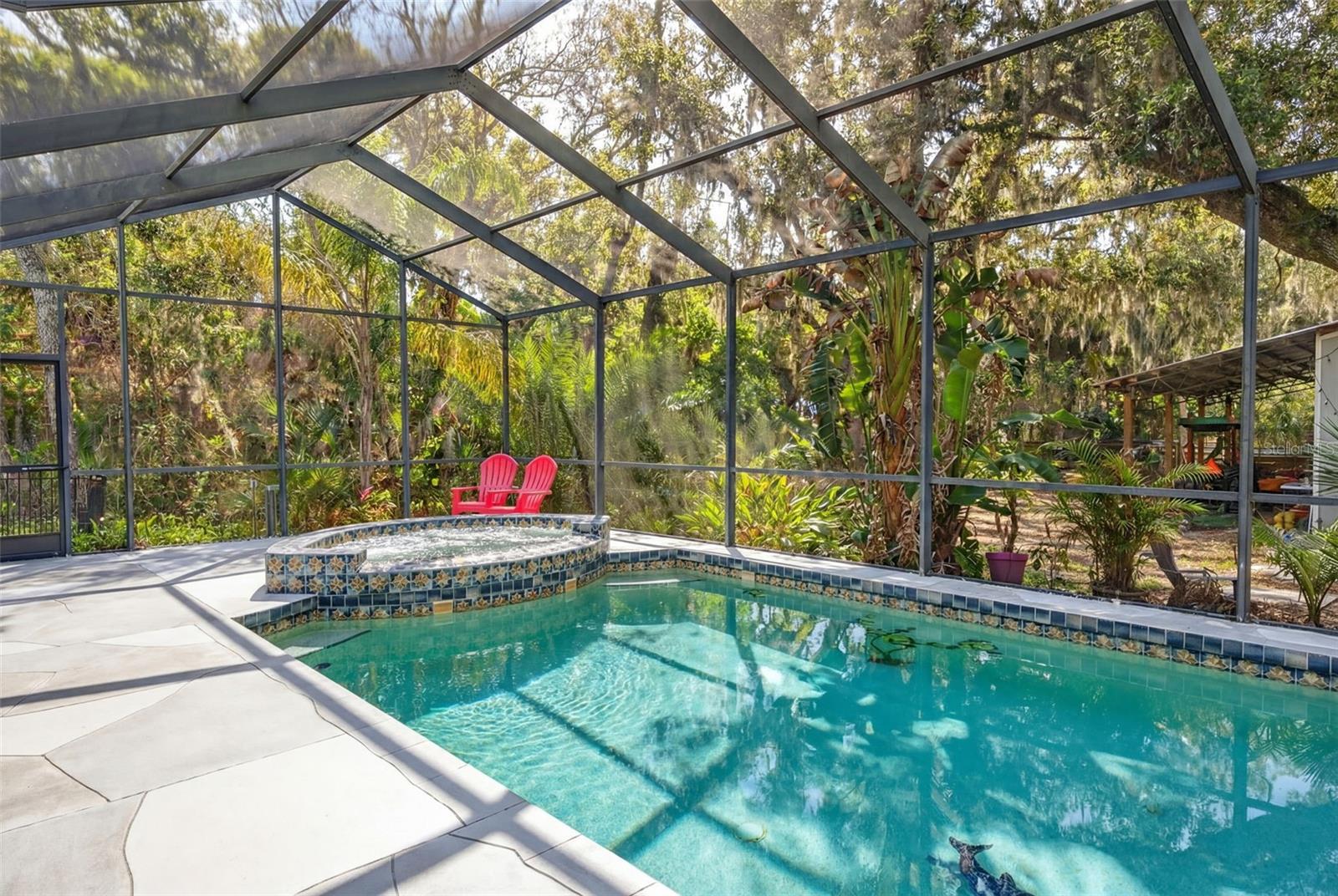 SADDLE CREEK - Residential