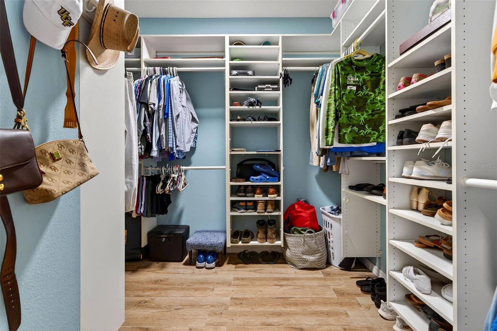 SADDLE CREEK - Residential