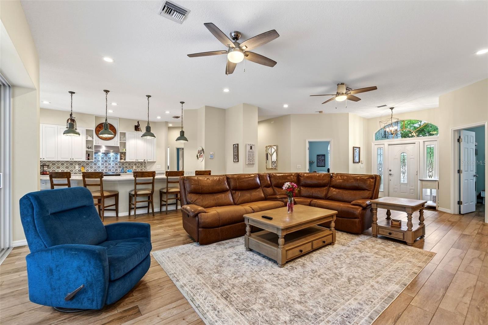 SADDLE CREEK - Residential