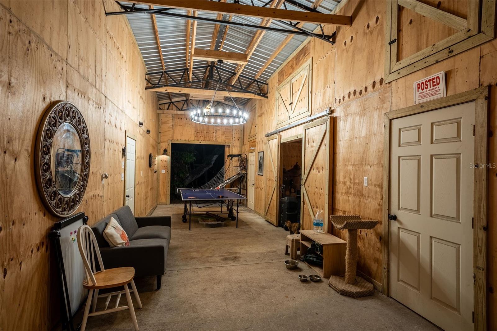 SADDLE CREEK - Residential