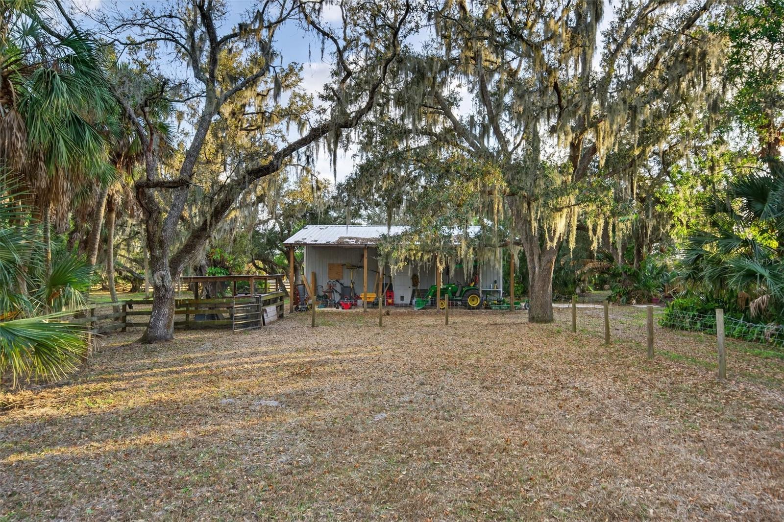 SADDLE CREEK - Residential