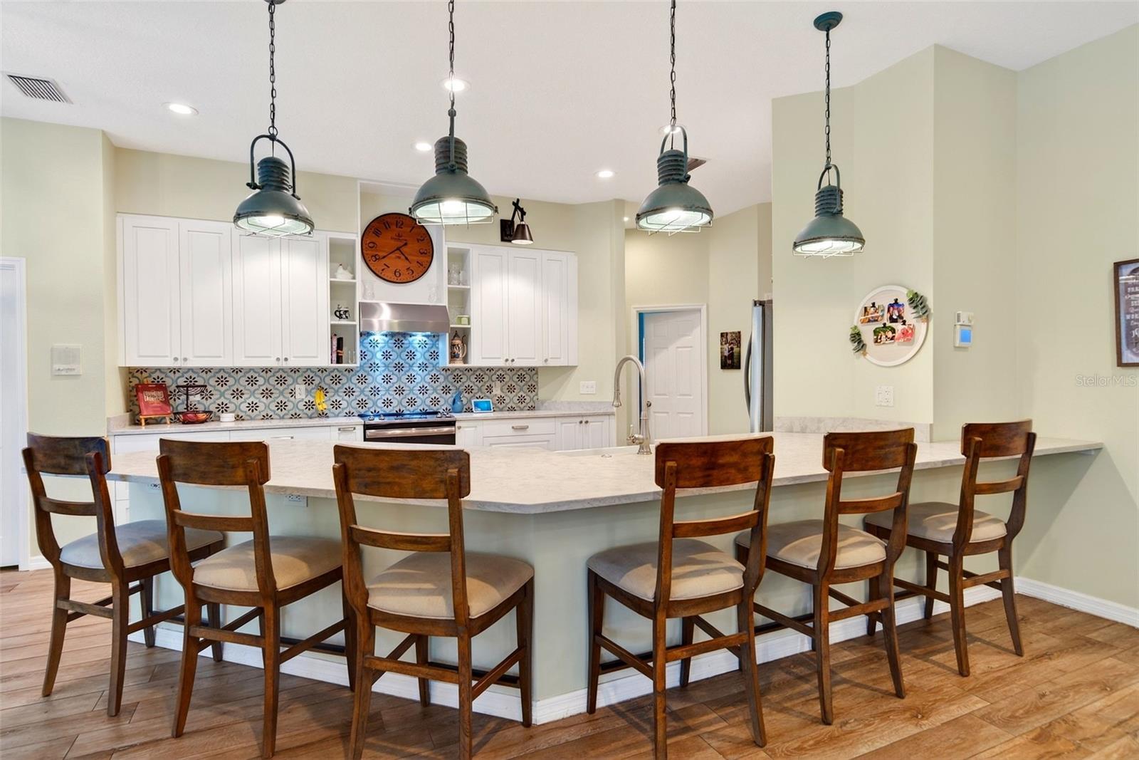 SADDLE CREEK - Residential