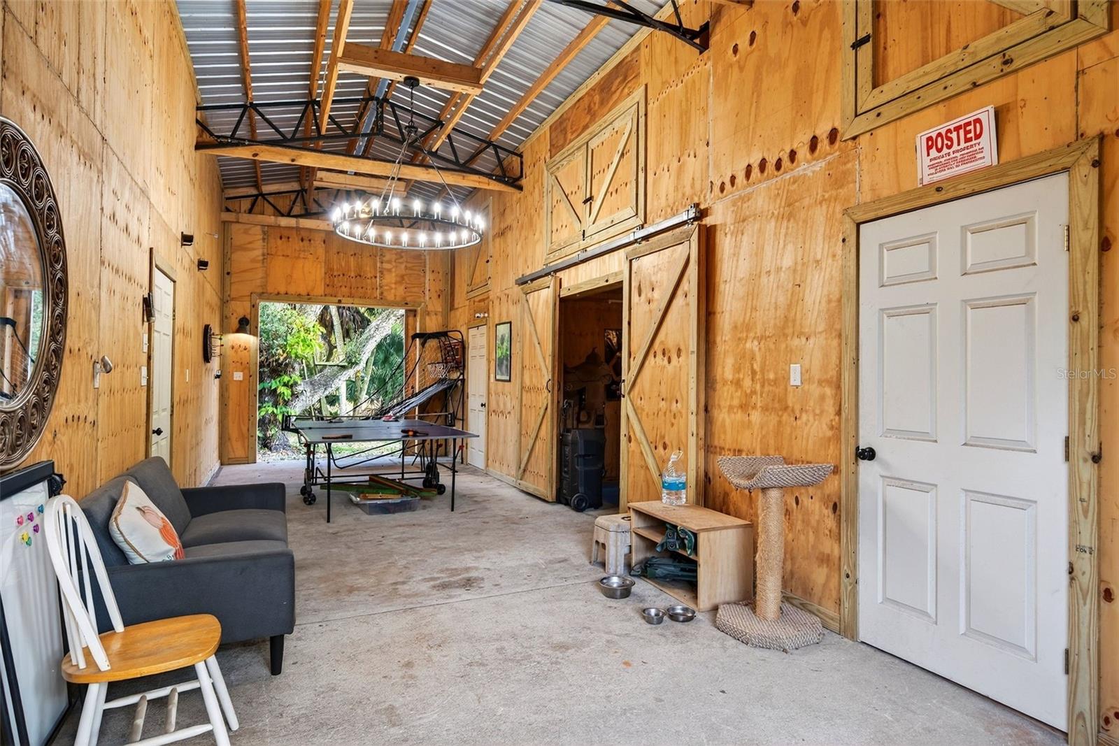 SADDLE CREEK - Residential