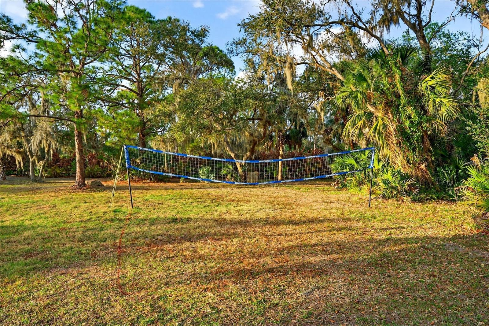 SADDLE CREEK - Residential