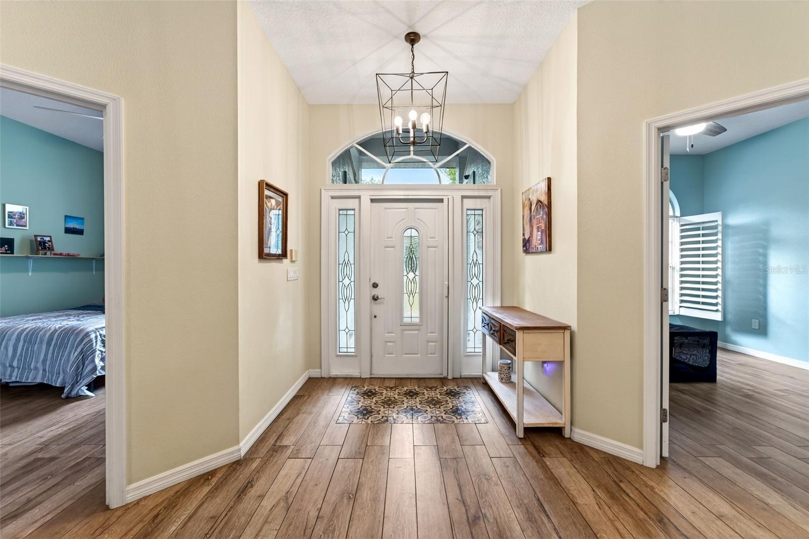 SADDLE CREEK - Residential