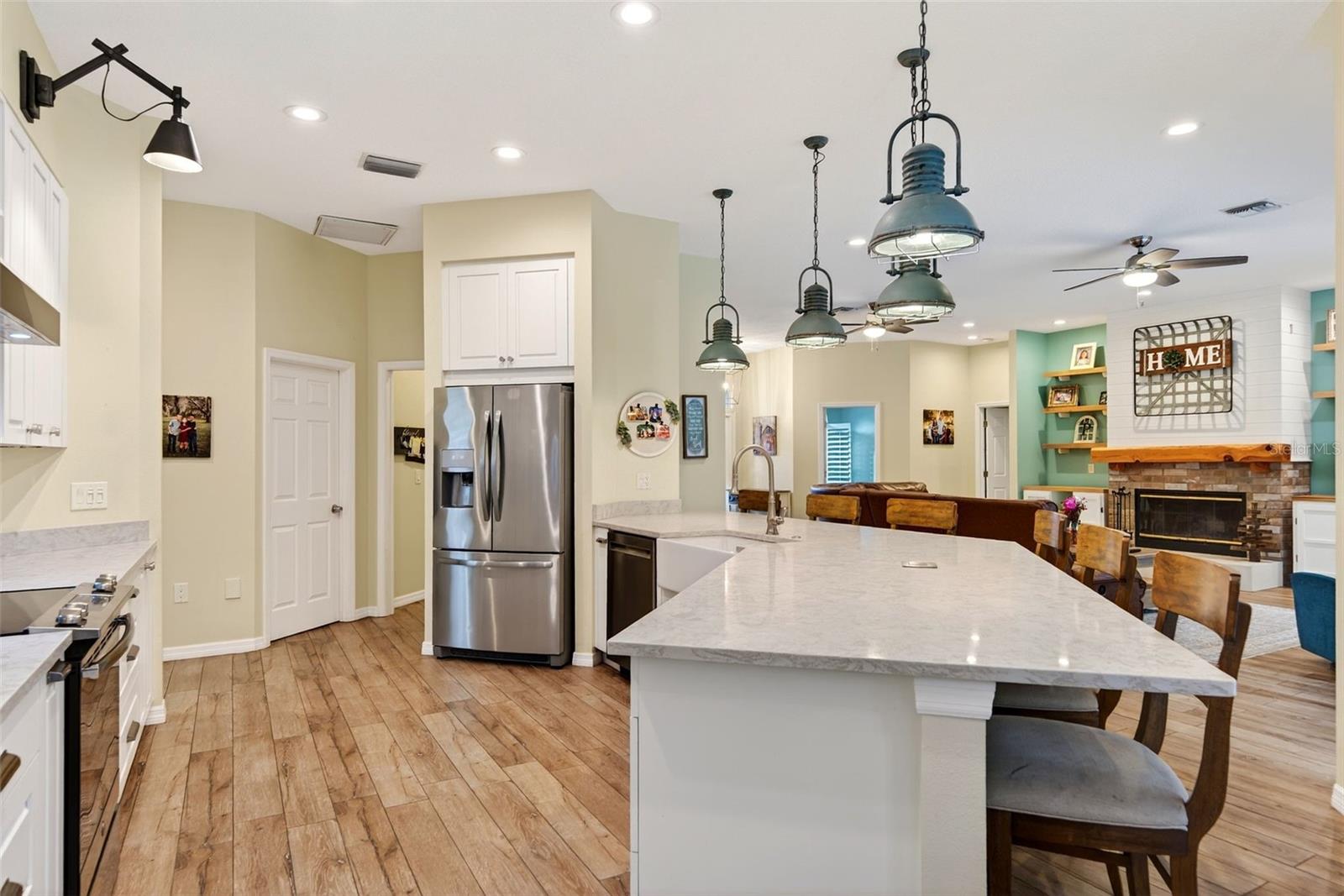 SADDLE CREEK - Residential